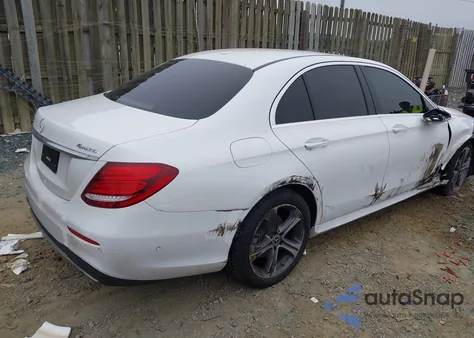 2020 Mercedes-Benz E 350 4Matic z USA, uszkodzony, nr VIN WDDZF8EBXLA719033